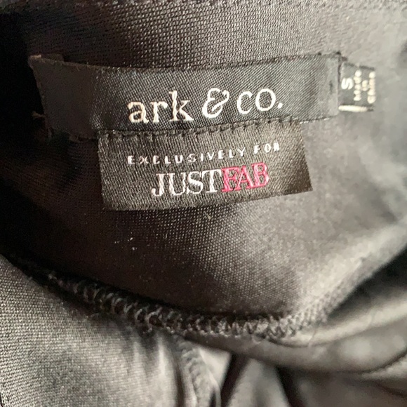 Dress - Picture 4 of 4